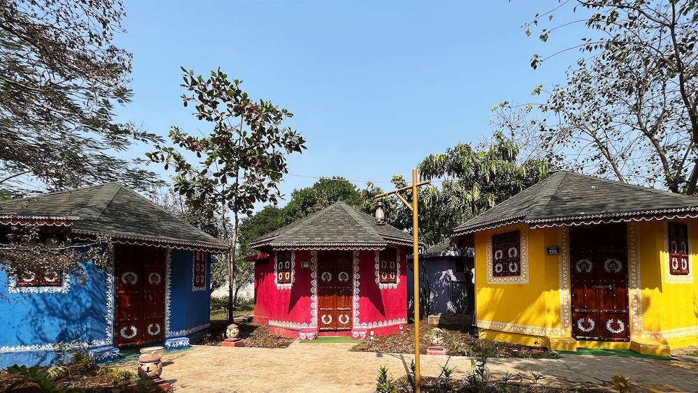 Monteria Village