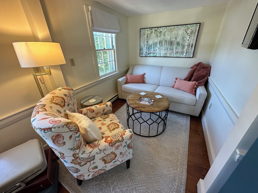 Inn at Perkins Cove