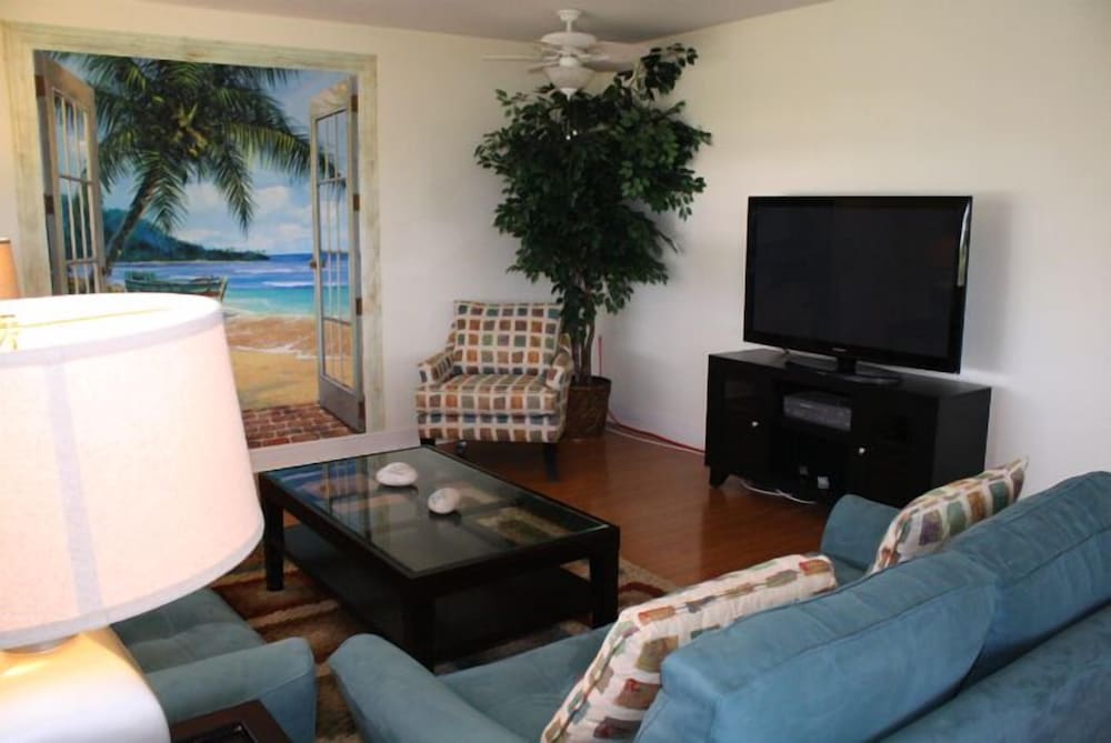 Edgewater Inn