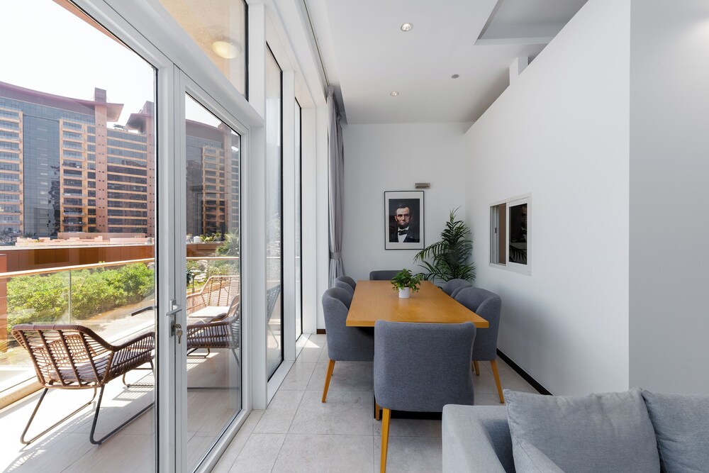 Tiara Residences - Mint Stay