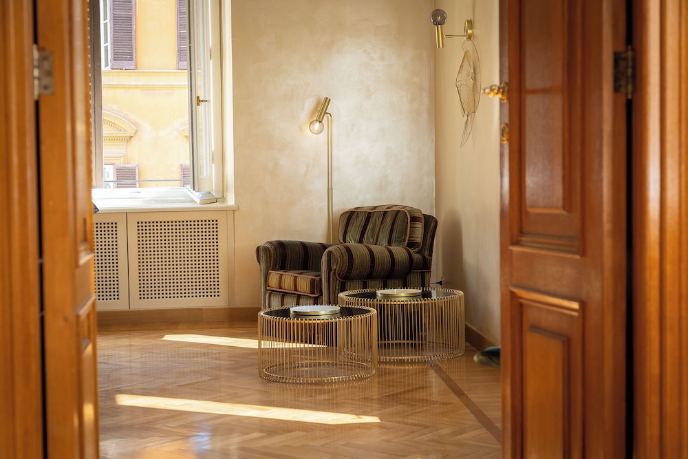 Ludovisi Apartment