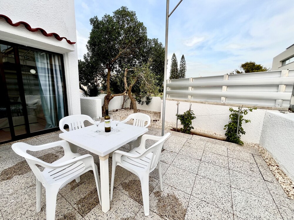 79 AN - Stay Nissi Chrysland Studio 110