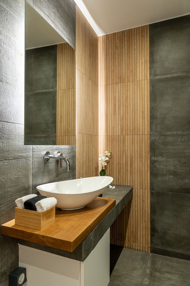 Acropolis View Deluxe Penthouse & Luxury Apartments