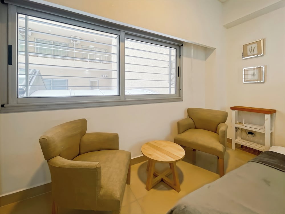 Ayres Suites Moreno
