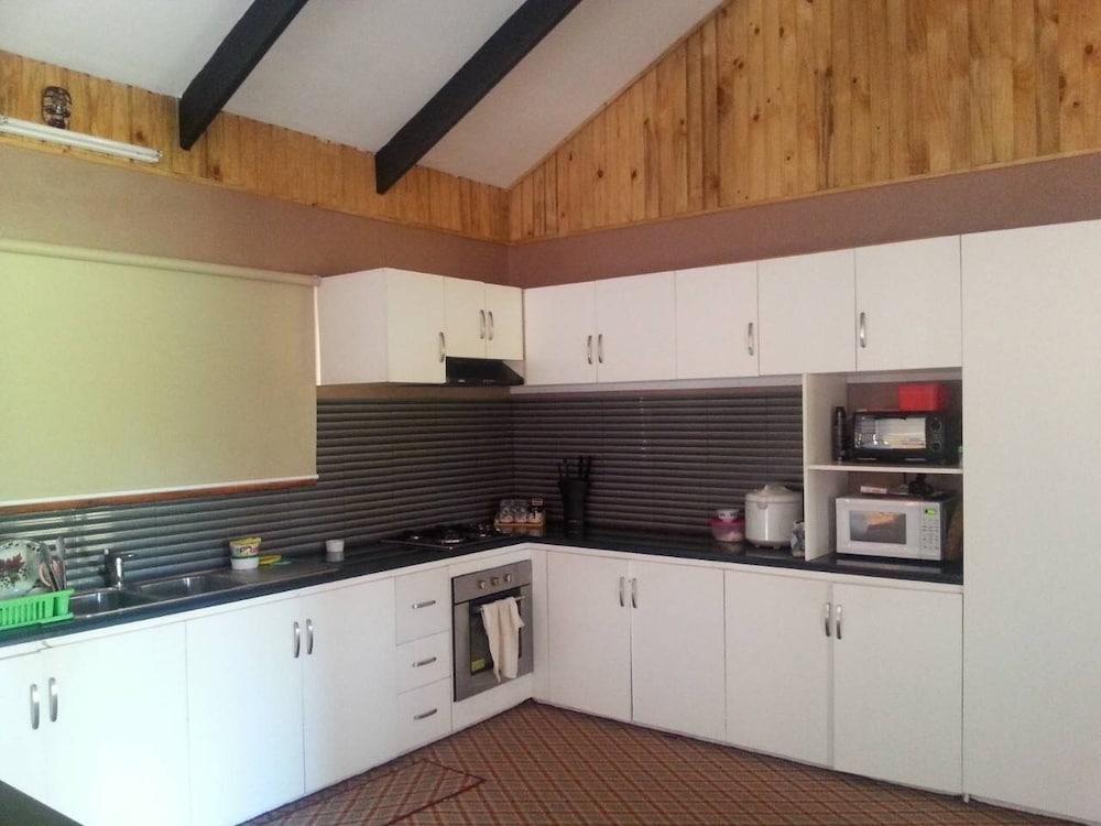 Marrs Villa - view 8