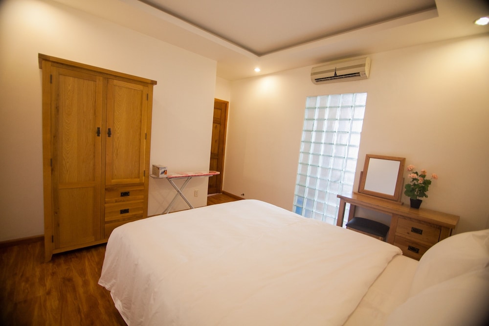 Merin City Suites