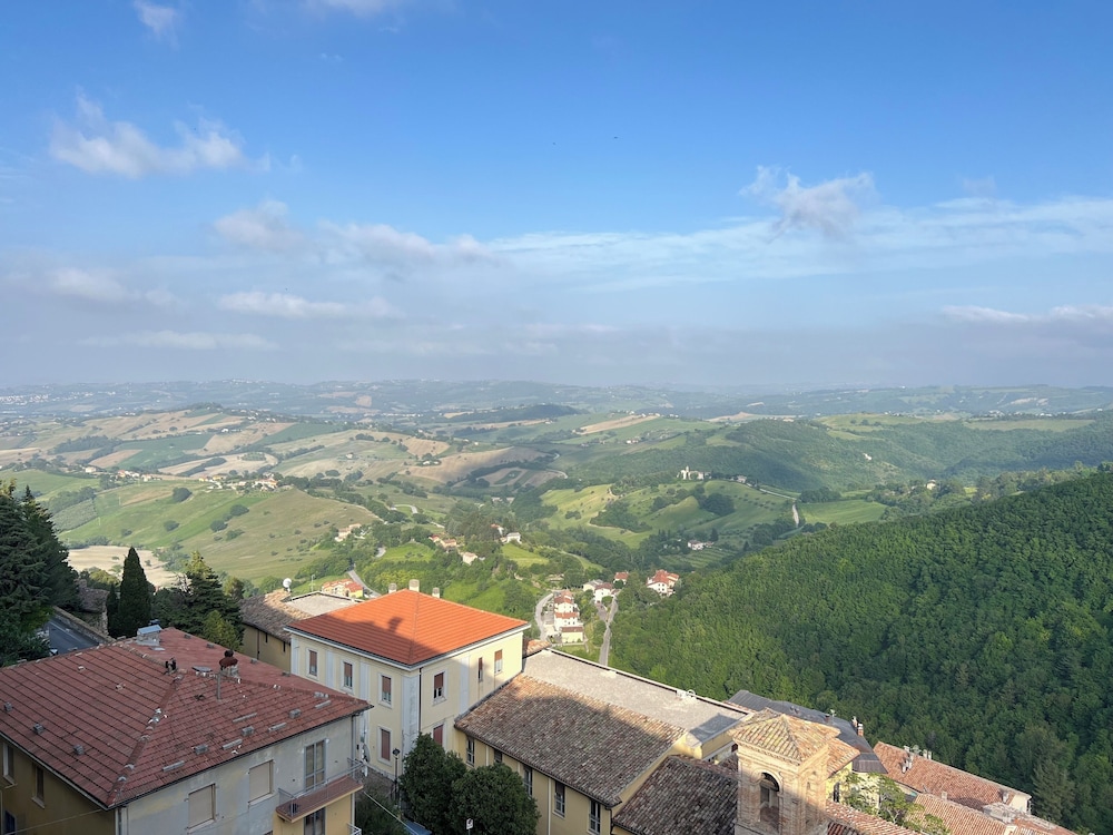 Rocca Contrada relais