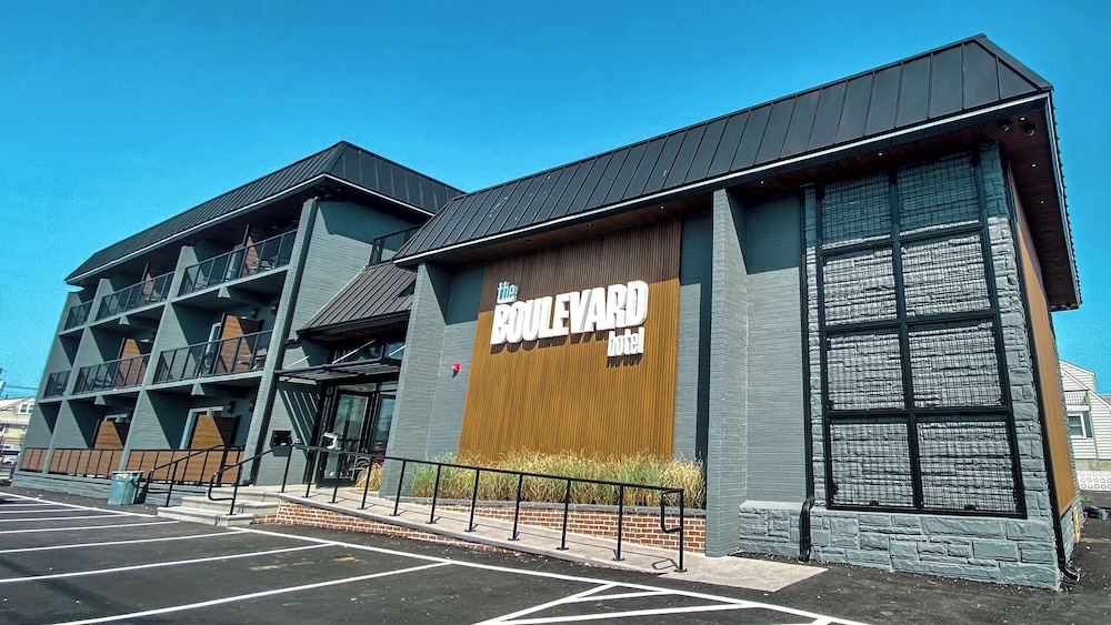 The Boulevard Hotel
