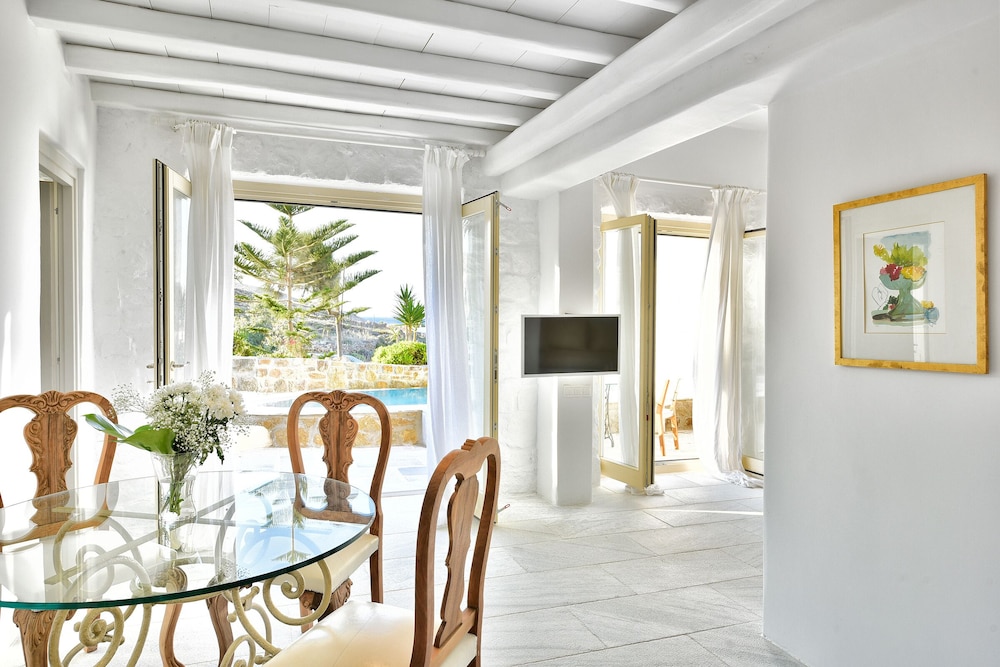 Mykonos Dream Villas
