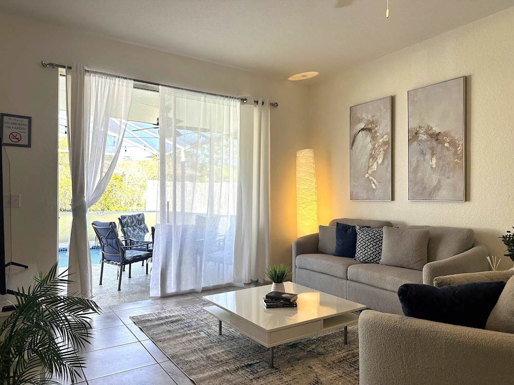 Family Villa 5 Bedroom Near Disney World