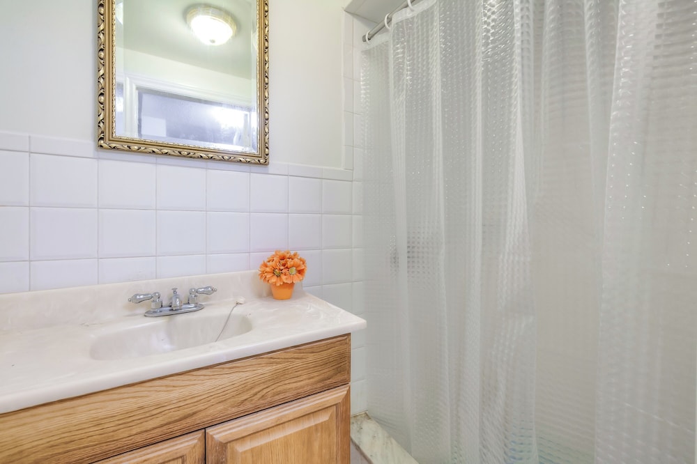 Ajax Suites