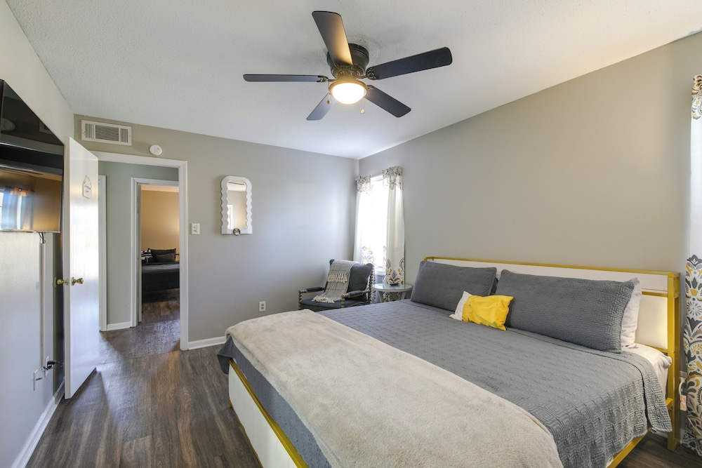 4 Mi to Shelby Farms Park: Memphis Home w/ Patio!