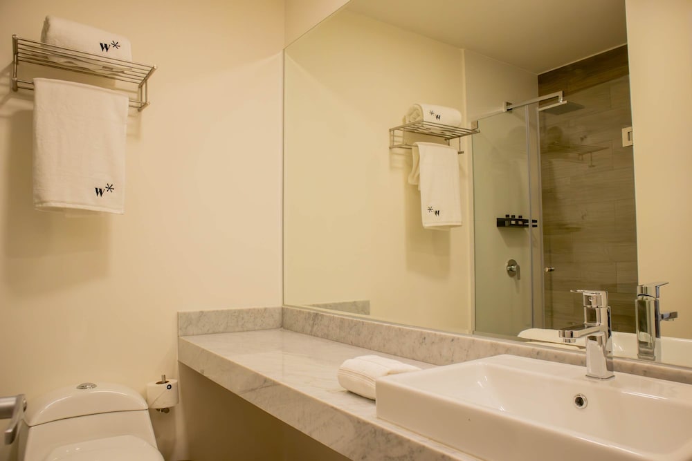 w Spectacular 1BR w Terrace in Miraflores