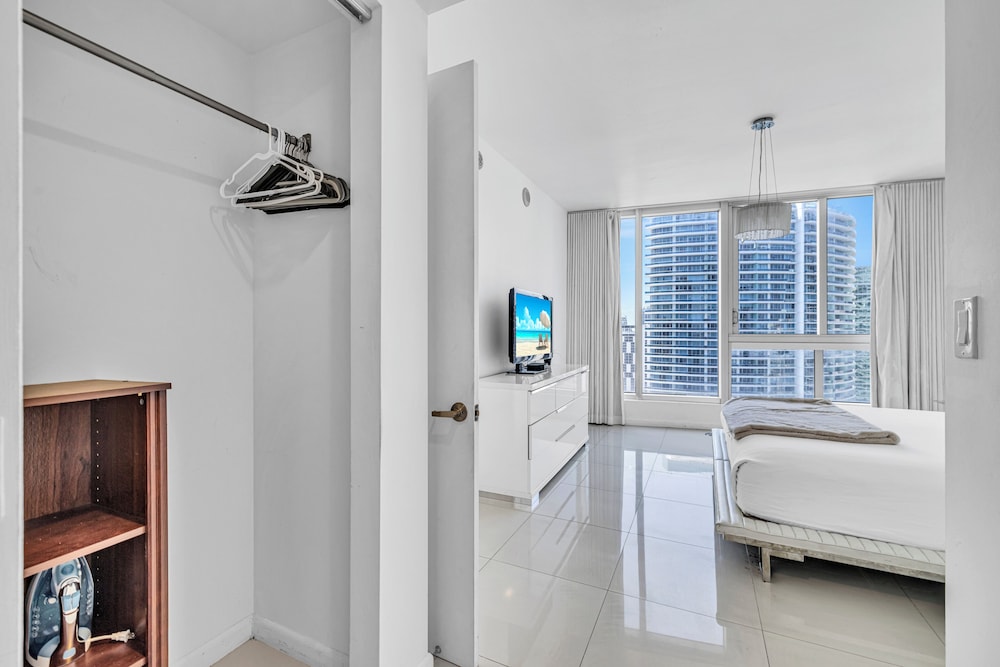 Icon Brickell