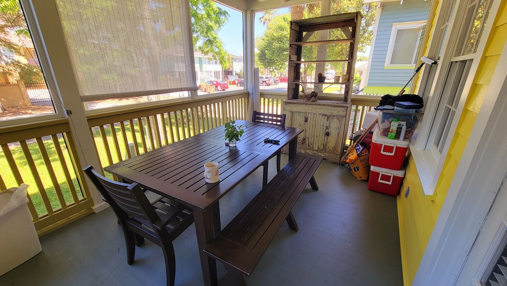 Old Magnolia House by Tybee Vacation Rentals