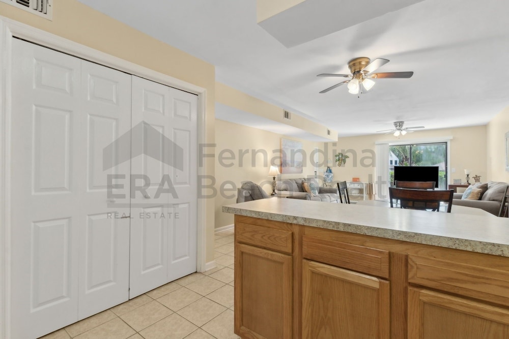 2622 Forest Ridge #c2 3 Bedroom Condo