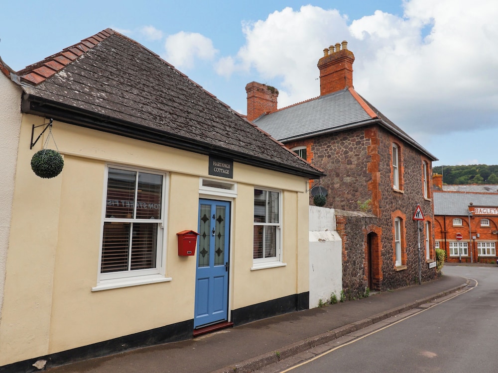 Hardings Cottage