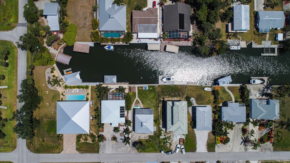 Villa Island Time by Pretty Cape Homes view 4