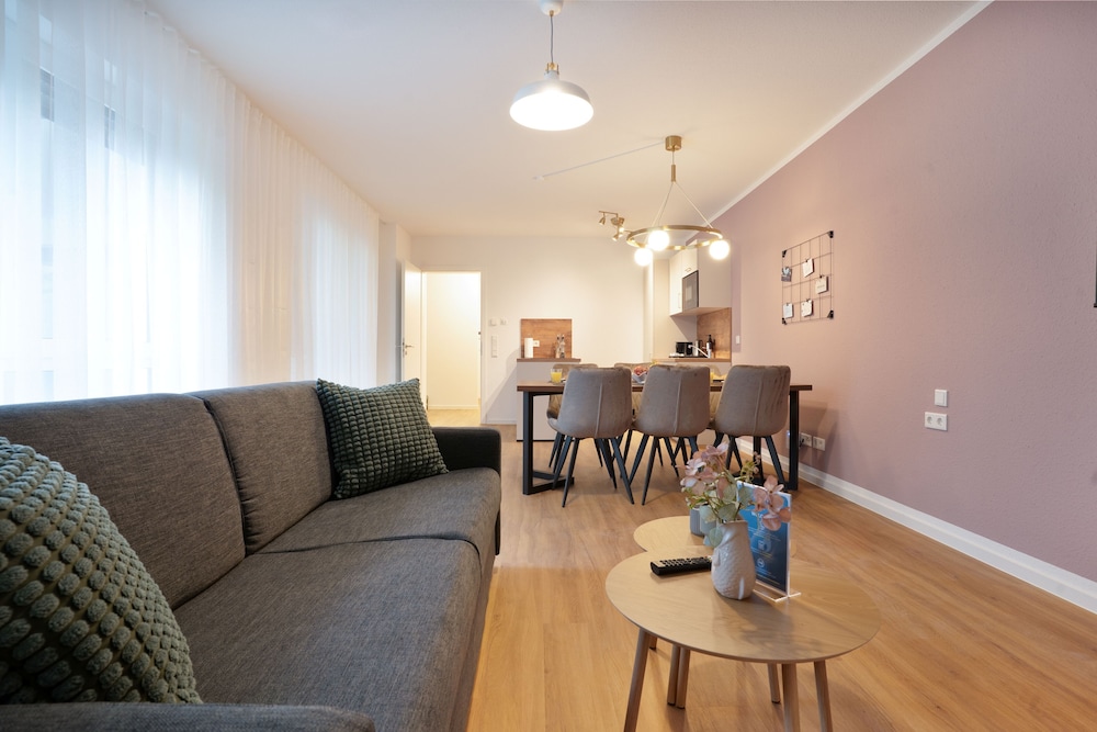 Premium Apartments I home2share