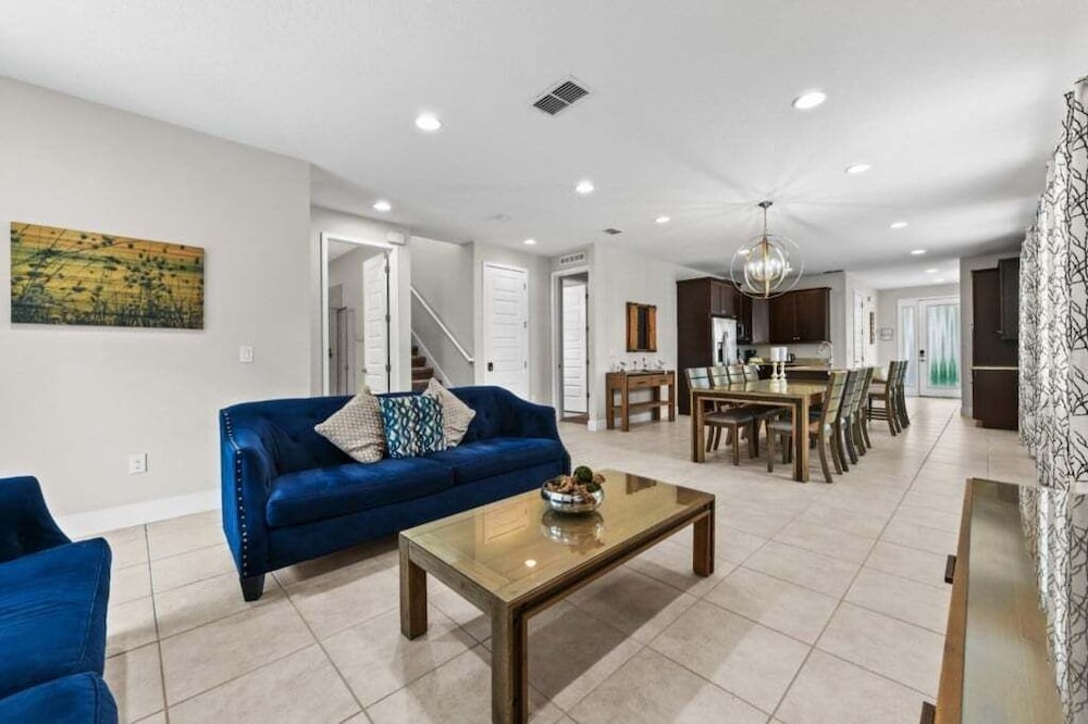 Elegant 8br Retreat W/ Private Pool, Spa & Family-friendly Comfort 8 Bedroom Villa