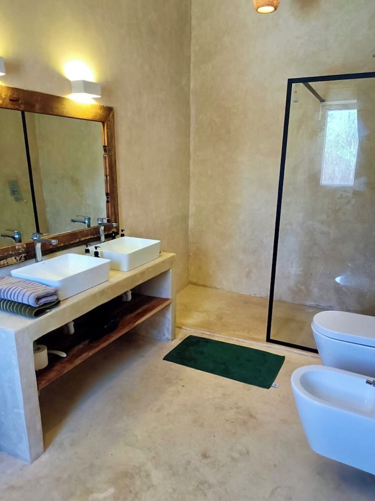 Luxury Lions Villas Zanzibar - with Private Cook&Infinity Pools