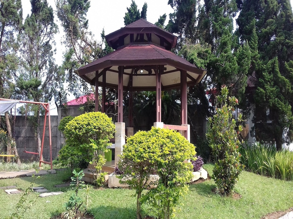 Villa Kota Bunga Teratai