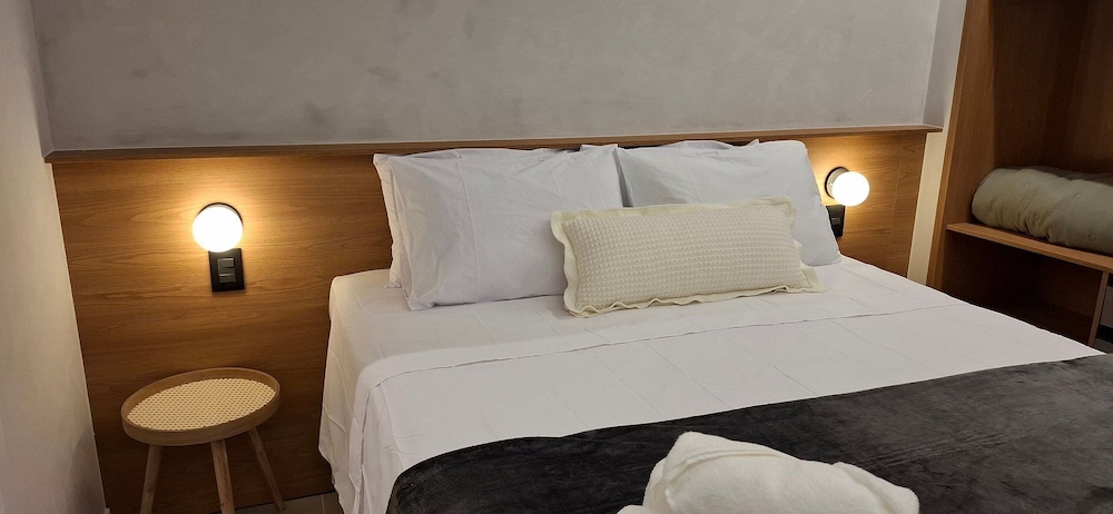Apartments in a Building With a Pool 800m From the Beach in Salvador - EDF