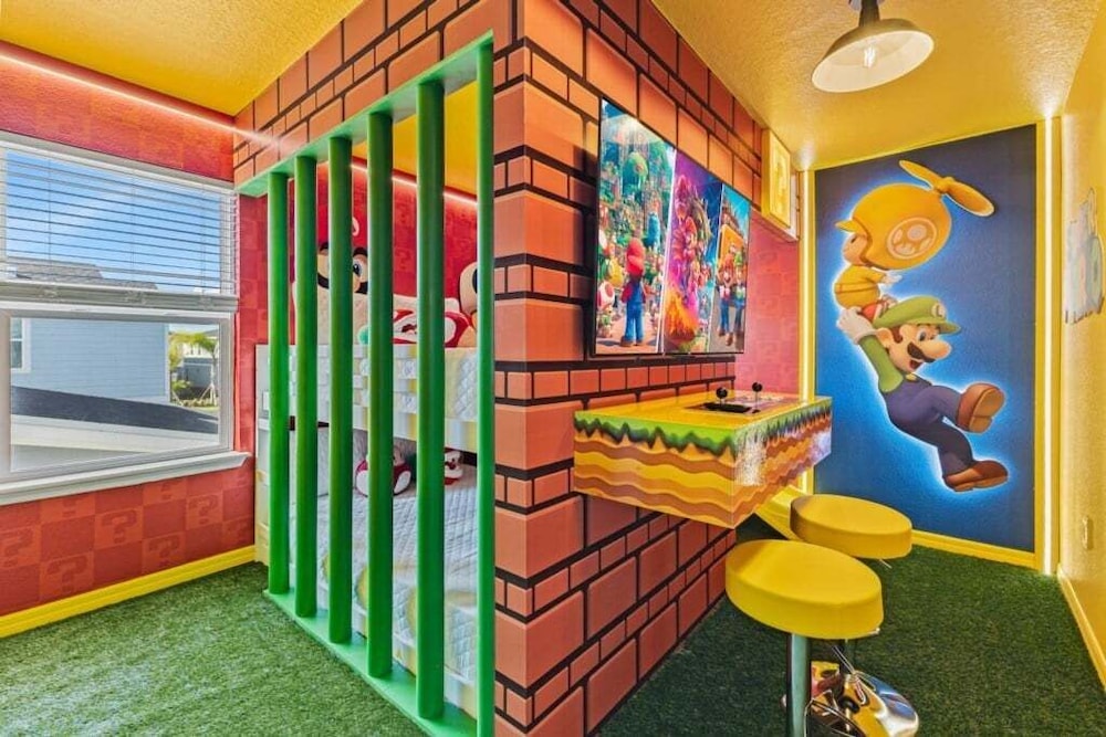 Disney's Castle Mania Home! 7 Bedroom Villa