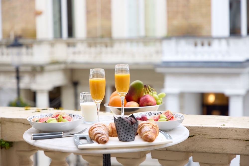 Charming 1-bed Apartment in London view 5