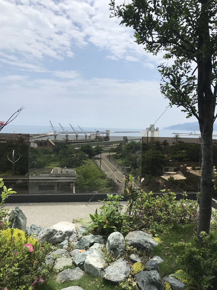 You Come to Hualien Homestay view 3