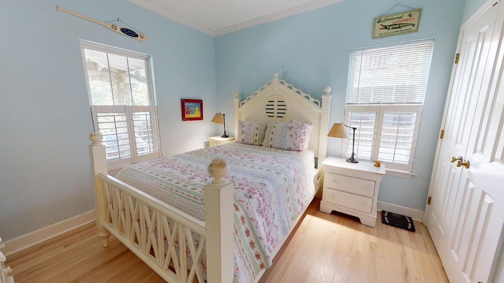 1616 Jones Avenue by Tybee Vacation Rentals