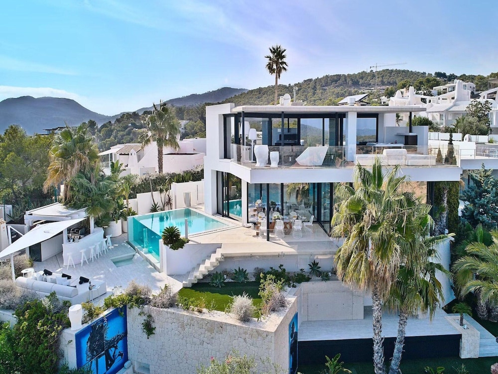 Striking Villa With Terraced Garden