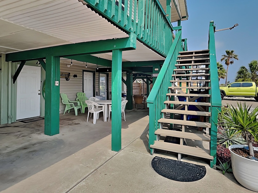 Southern Comfort by Silver Sands Vacation Rentals