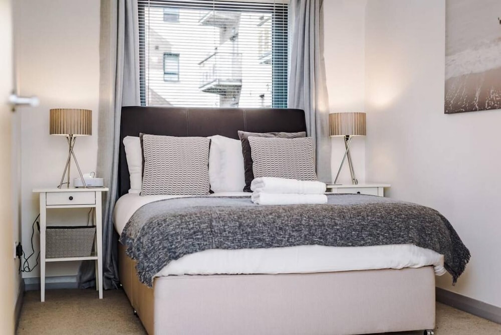 Host Apartments Liberty Place