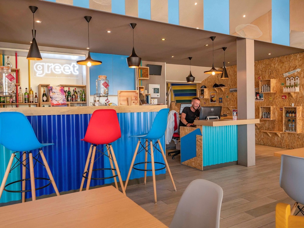 Vitrolles Vacations - Greet Hotel Marseille Provence Aeroport - Property Image 9