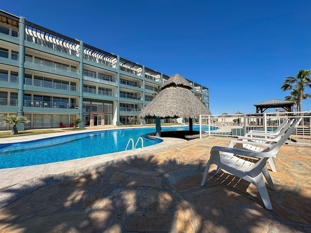 2BR Sunset Escape for Families