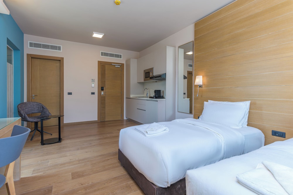 Jounieh Living - Residences by Local Host