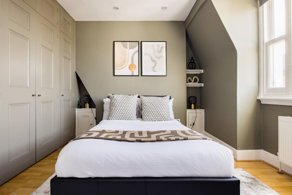 The London Crib - Relaxing 1bdr Flat With Terrace