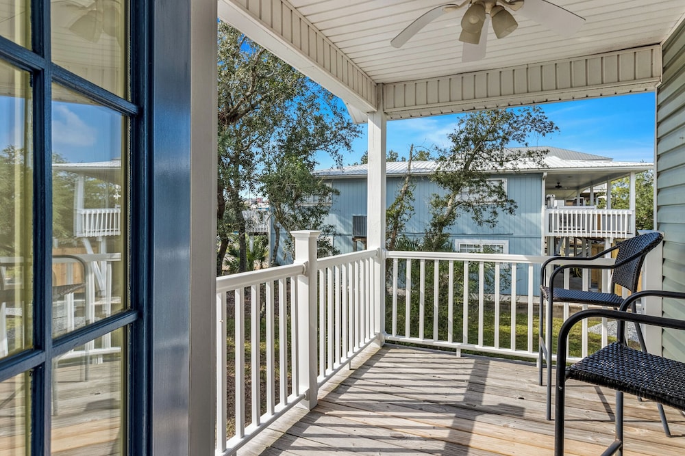 Serenity Shores by Southern Vacation Rentals