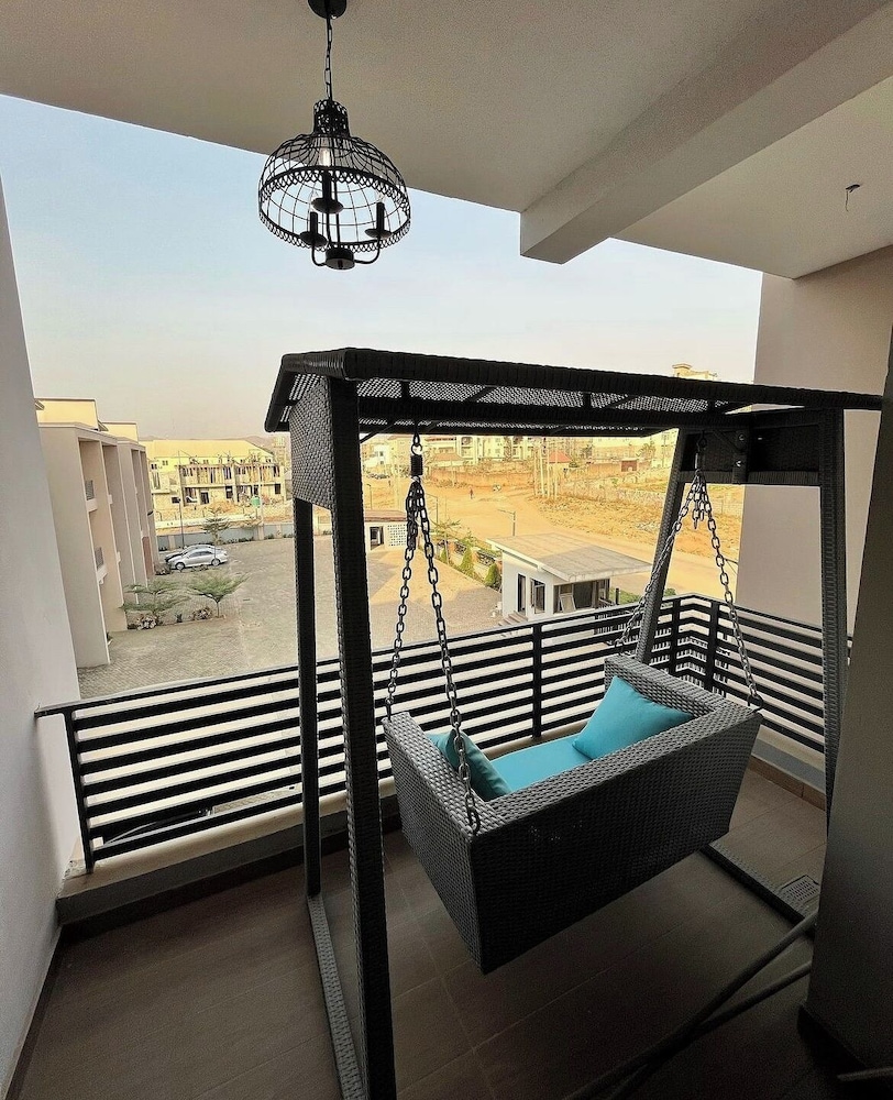 Reign Luxury Apartment