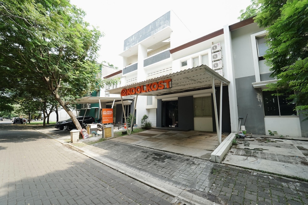 KoolKost near Universitas Prasetiya Mulya