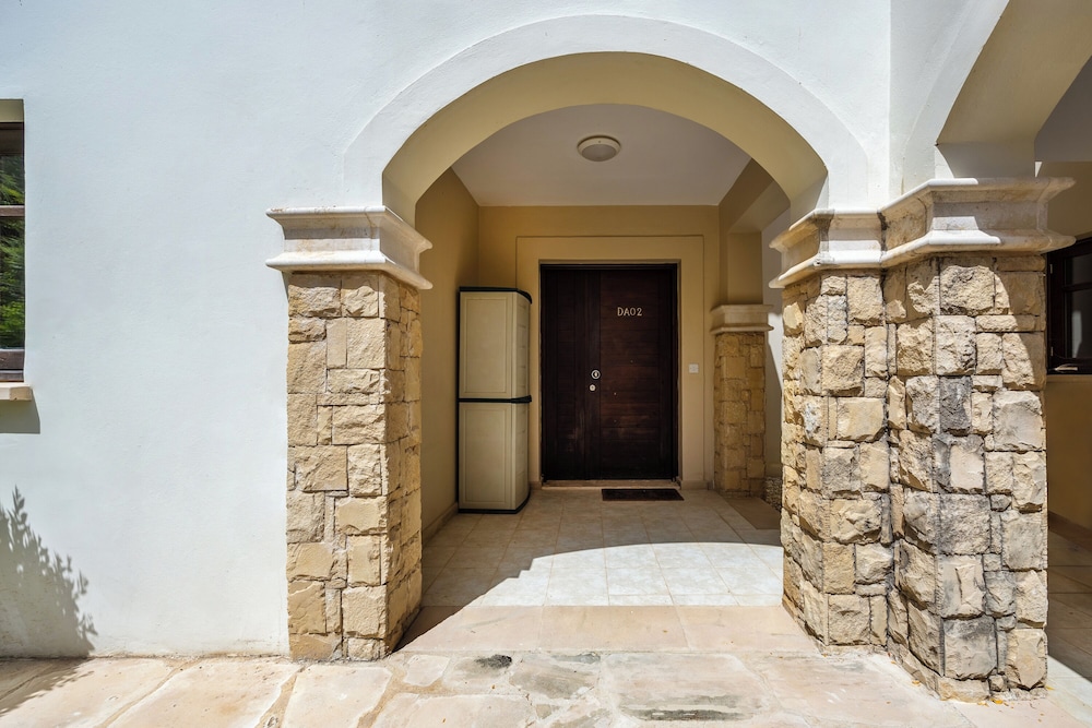 Da02 Adjacent to Aphrodite Hills Pool View