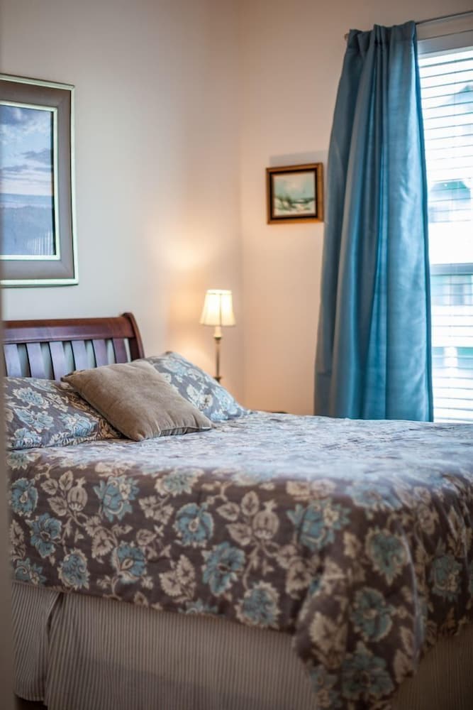 Sandy Hook by Ryson Vacation Rentals
