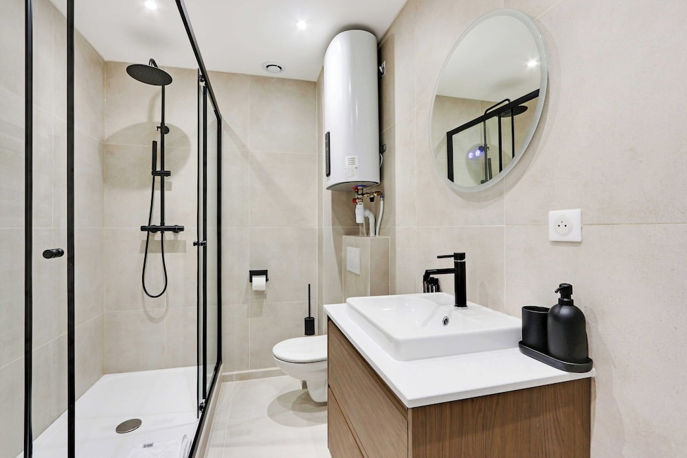 Modern and Elegant apt 1bd/4p - Quartier Latin