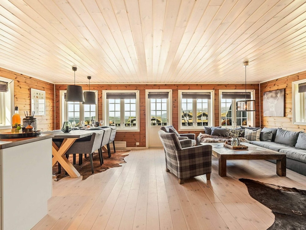 9 Person Holiday Home in Rauland