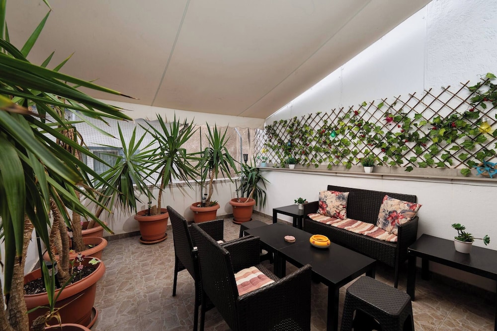 Acropolis Lux Retreat Apartment