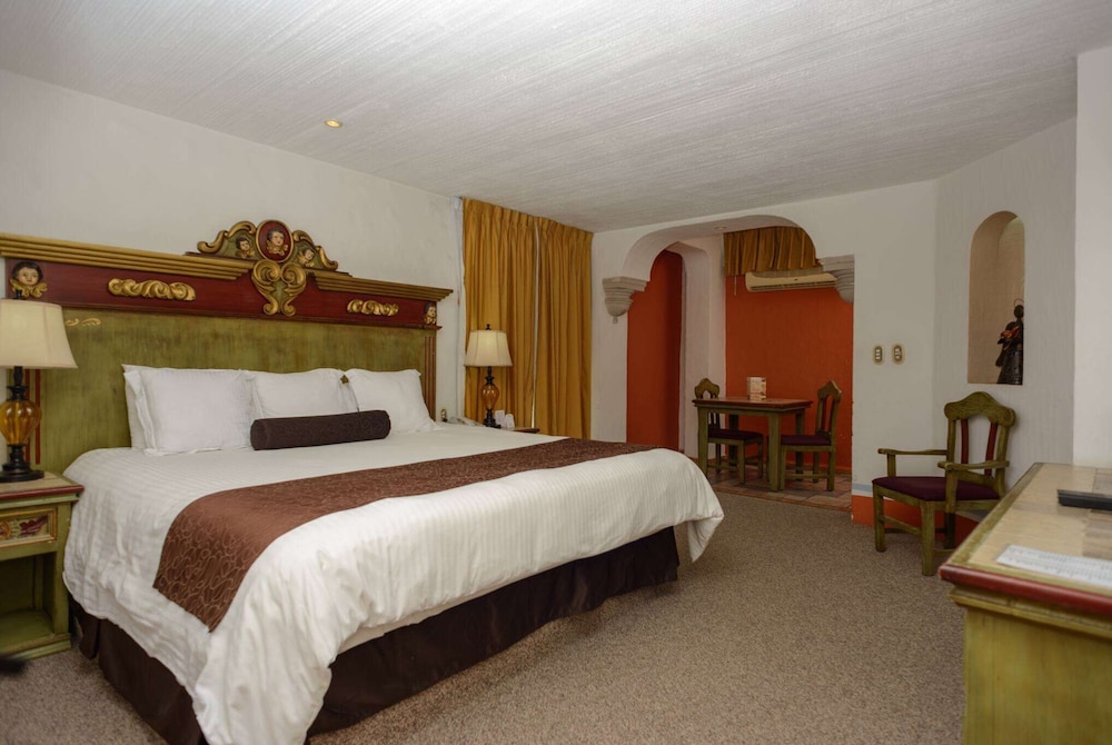 Howard Johnson Calle Real Morelia - Property Image 17