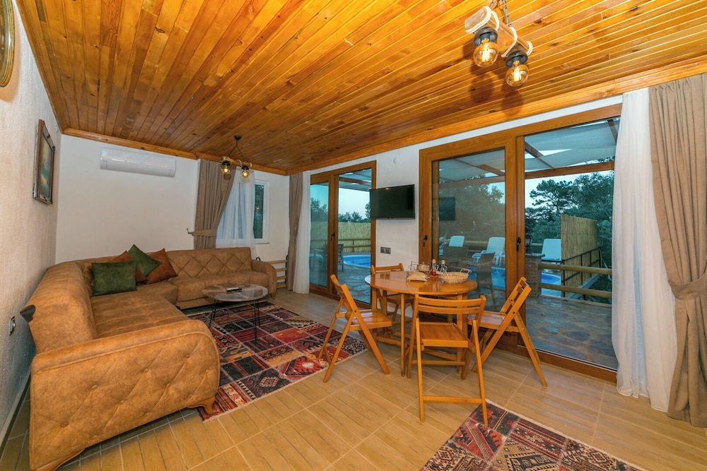 Ceren Villa Akyaka Daily Weekly Rentals
