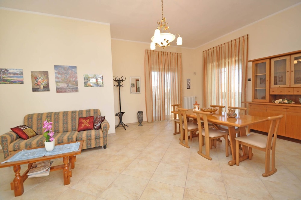 Villa Marechiaro 50 m From the sea 3 Bedrooms 2 Bathrooms