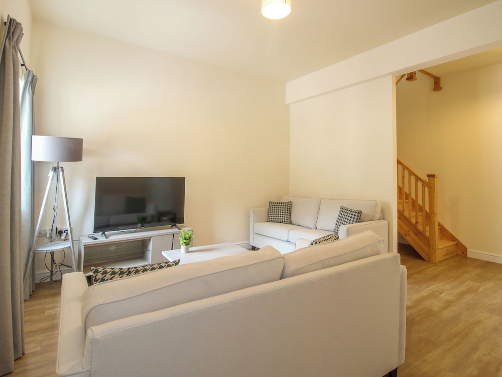 Doncaster Cottage
